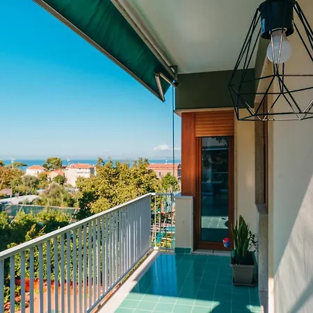 Апартаменти Sorrento City Apartment Сорренто