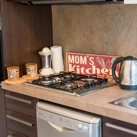 Sorrento City Apartment *