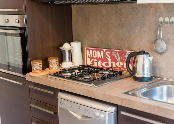 Sorrento City Apartment *